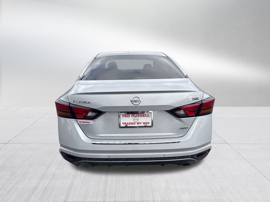 Used 2022 Nissan Altima 2.5 SR Sedan