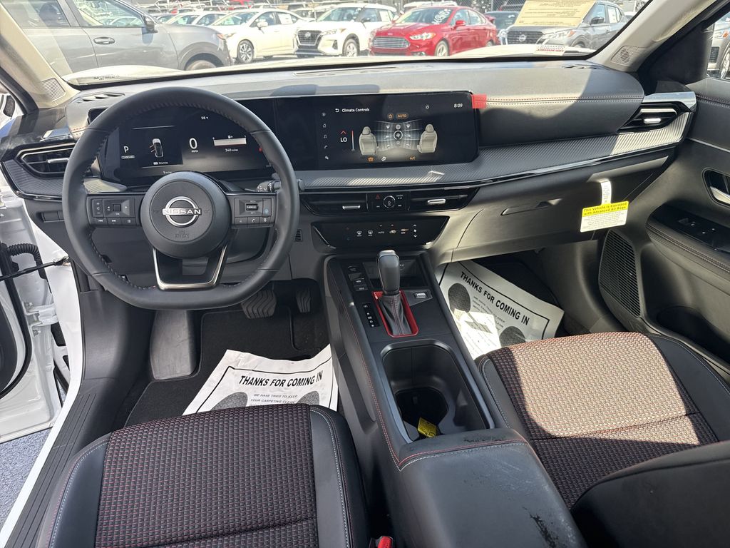2025 Nissan Kicks SR - Photo 14