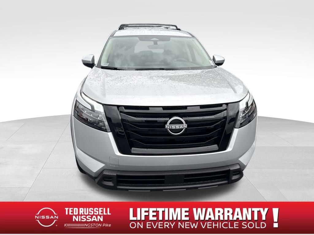 New 2025 Nissan Pathfinder SV SUV