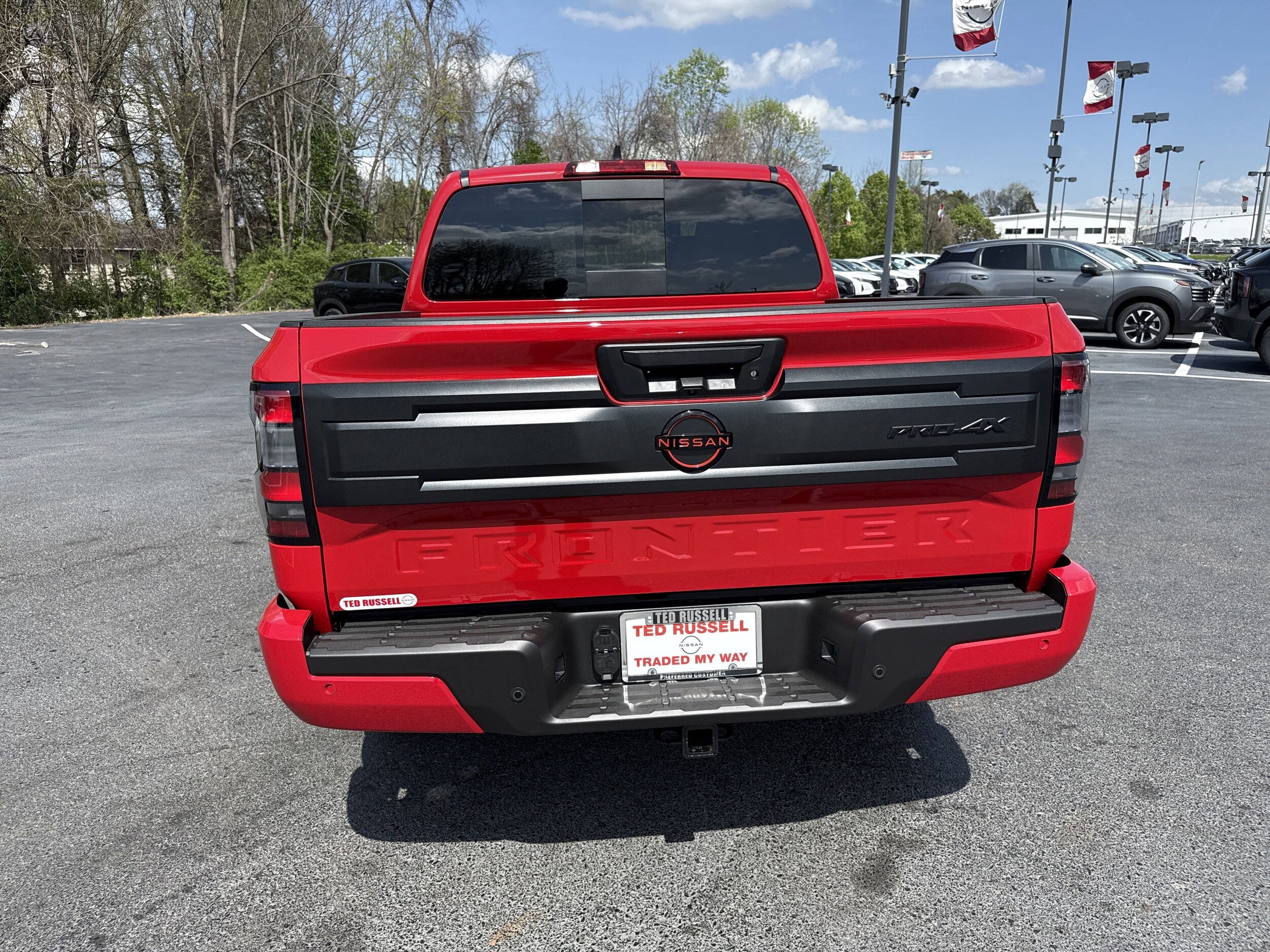 2025 Nissan Frontier PRO-4X photo 4