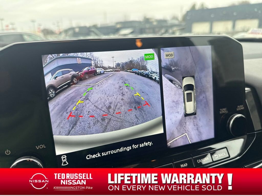 New 2025 Nissan Pathfinder SL SUV