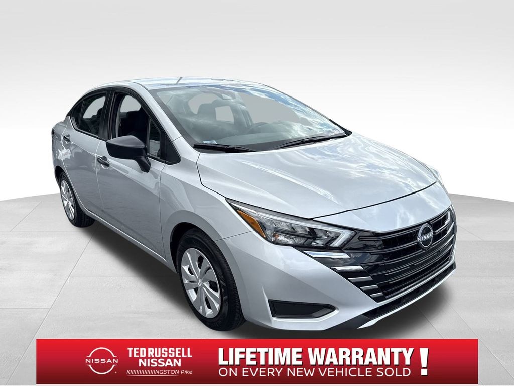 New 2025 Nissan Versa 1.6 S Sedan