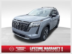 2026 Nissan Pathfinder Platinum SUV