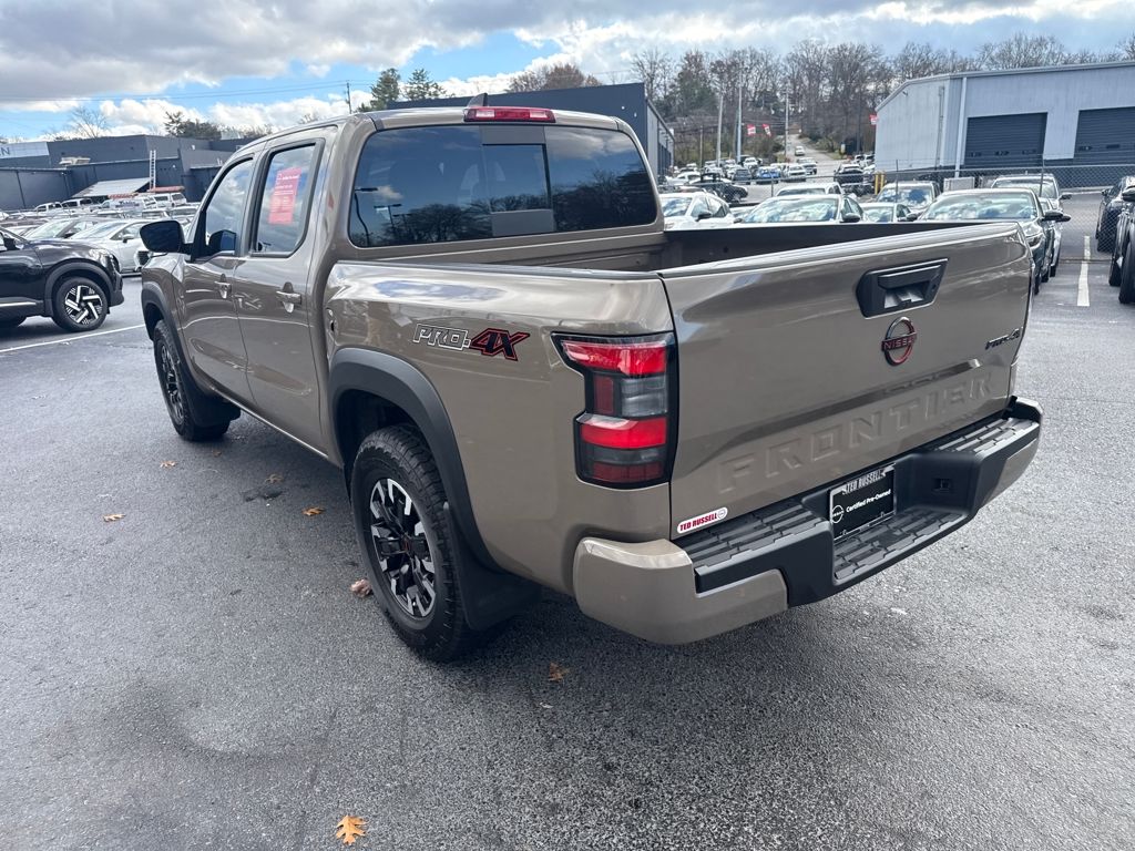 2024 Nissan Frontier PRO-4X photo 3