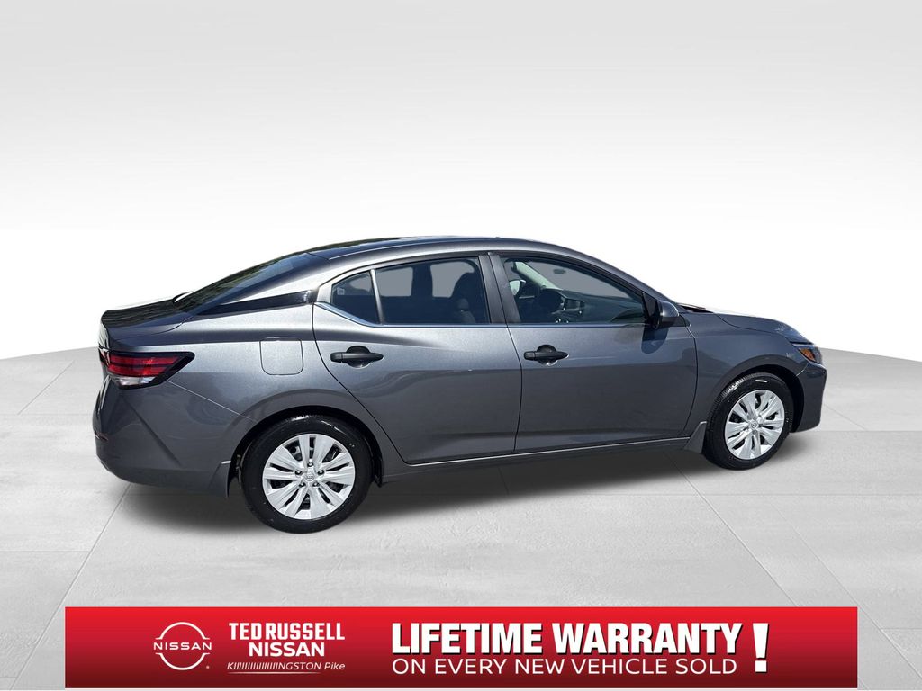 2025 Nissan Sentra S - Photo 8