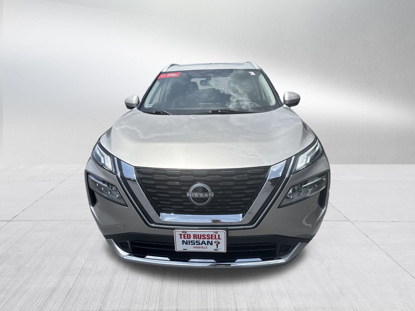 2023 Nissan Rogue Platinum photo 2