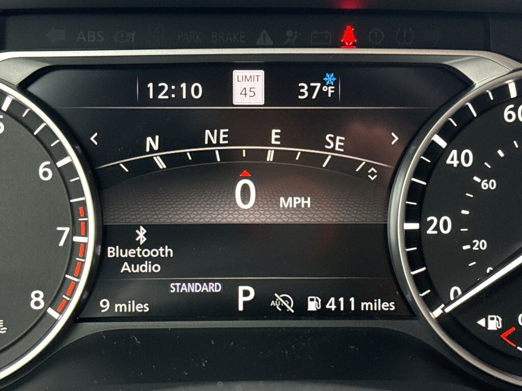 New 2025 Nissan Pathfinder SL SUV