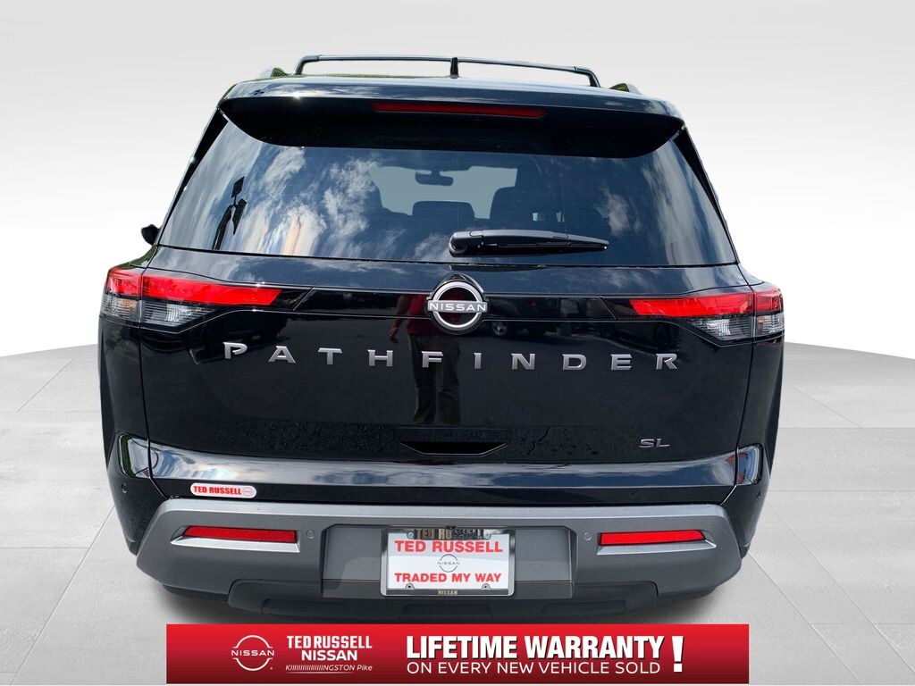 New 2026 Nissan Pathfinder SL SUV