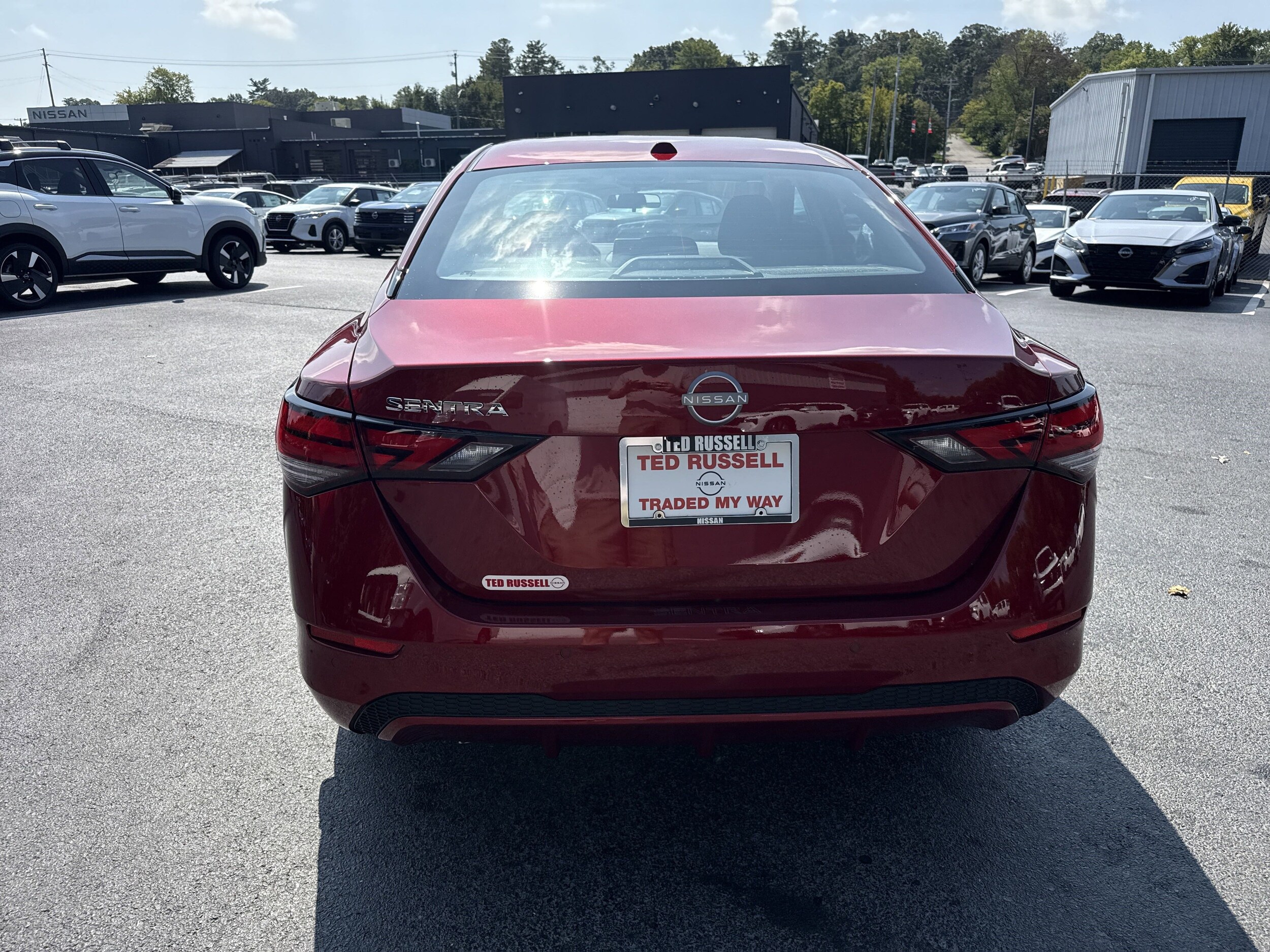 2025 Nissan Sentra SV photo 3
