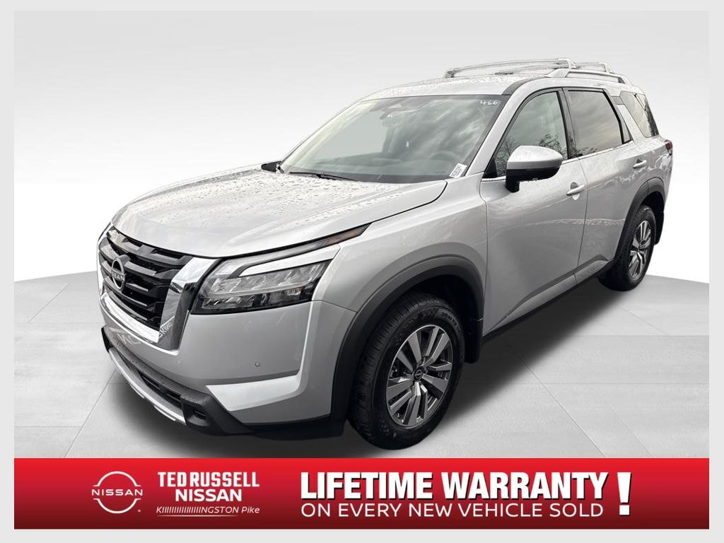 New 2025 Nissan Pathfinder SL SUV