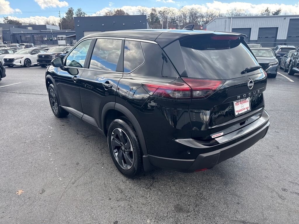 New 2026 Nissan Rogue SV SUV