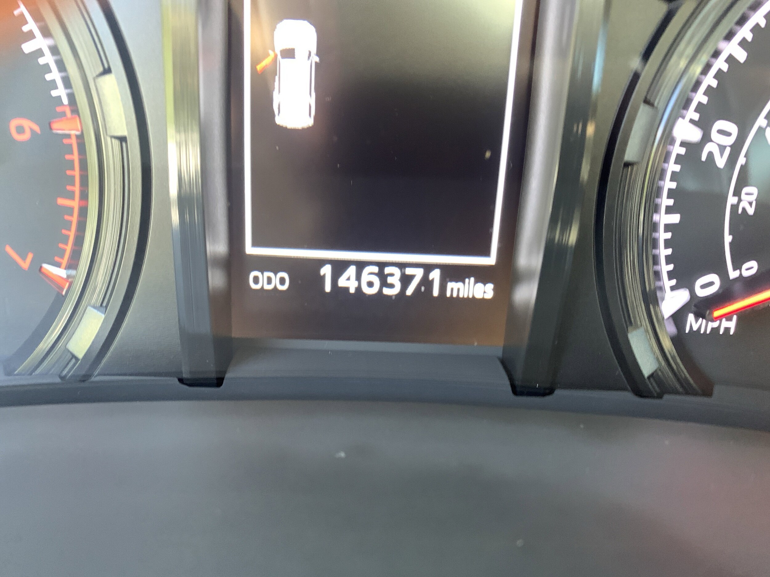 2022 Toyota 4Runner SR5 photo 3
