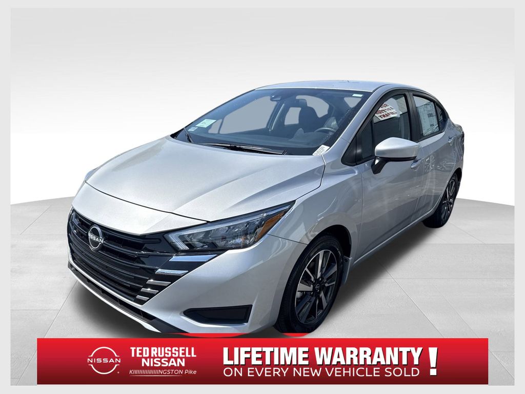 2025 Nissan Versa SV's photo