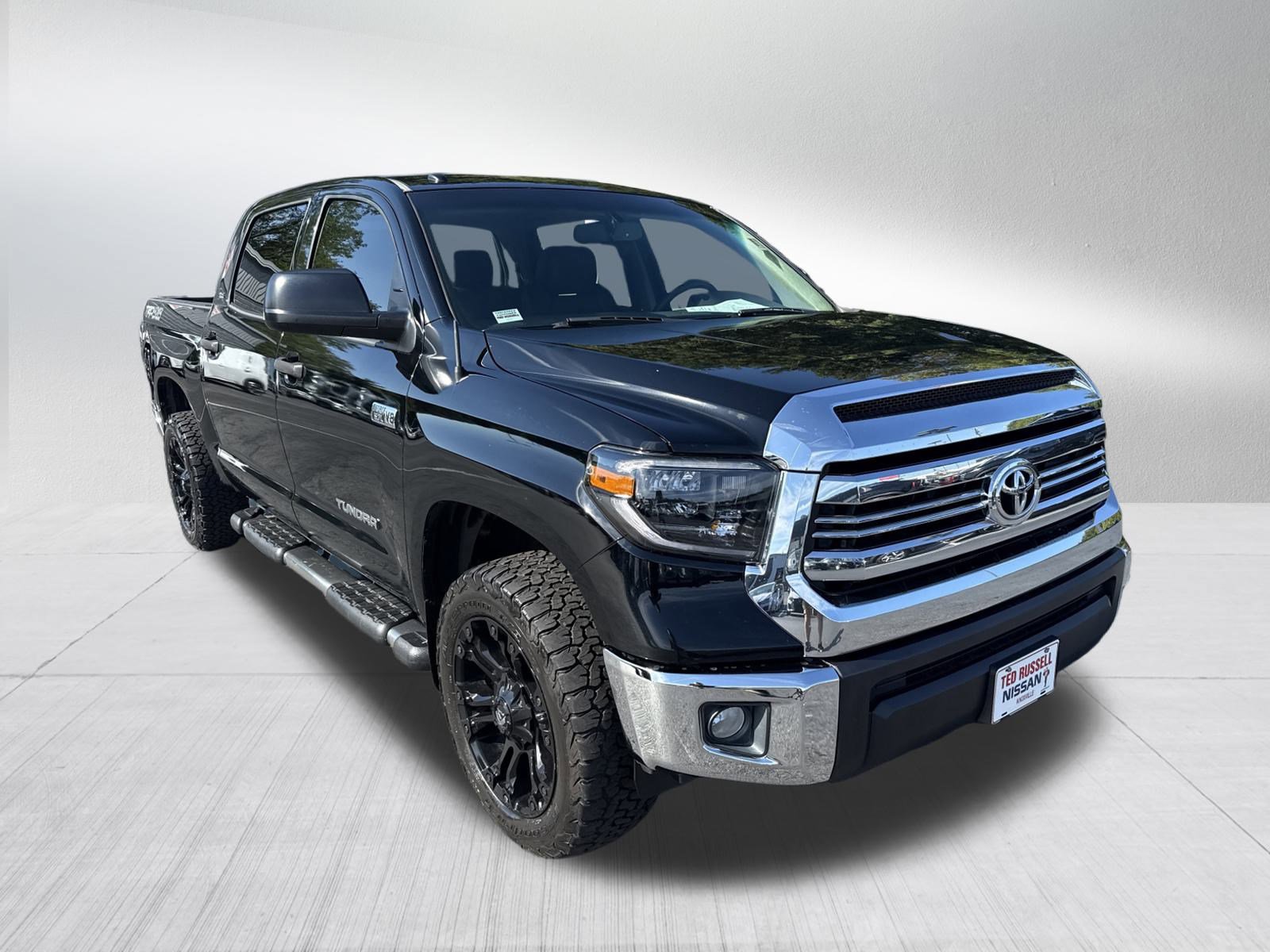 2017 Toyota Tundra SR5 TRD Pro photo 2