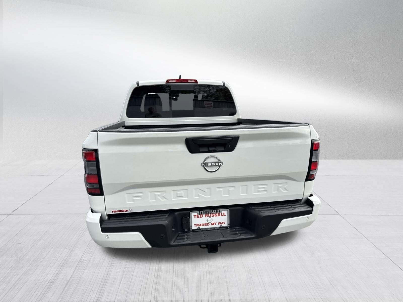 2025 Nissan Frontier SV photo 4
