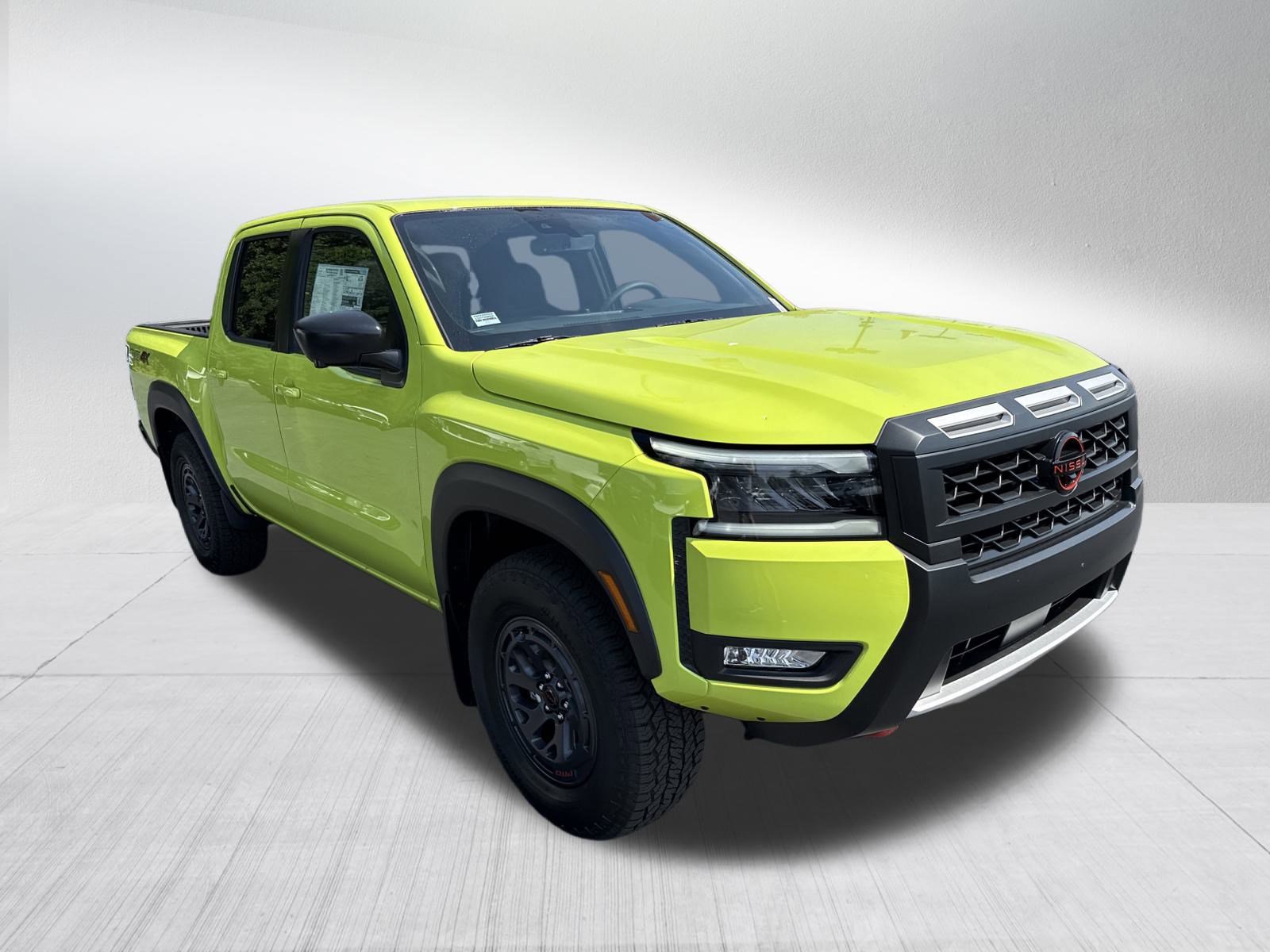 2026 Nissan Frontier PRO-4X photo 3