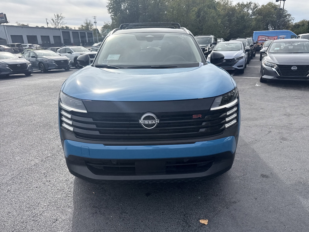 New 2026 Nissan Kicks SR SUV