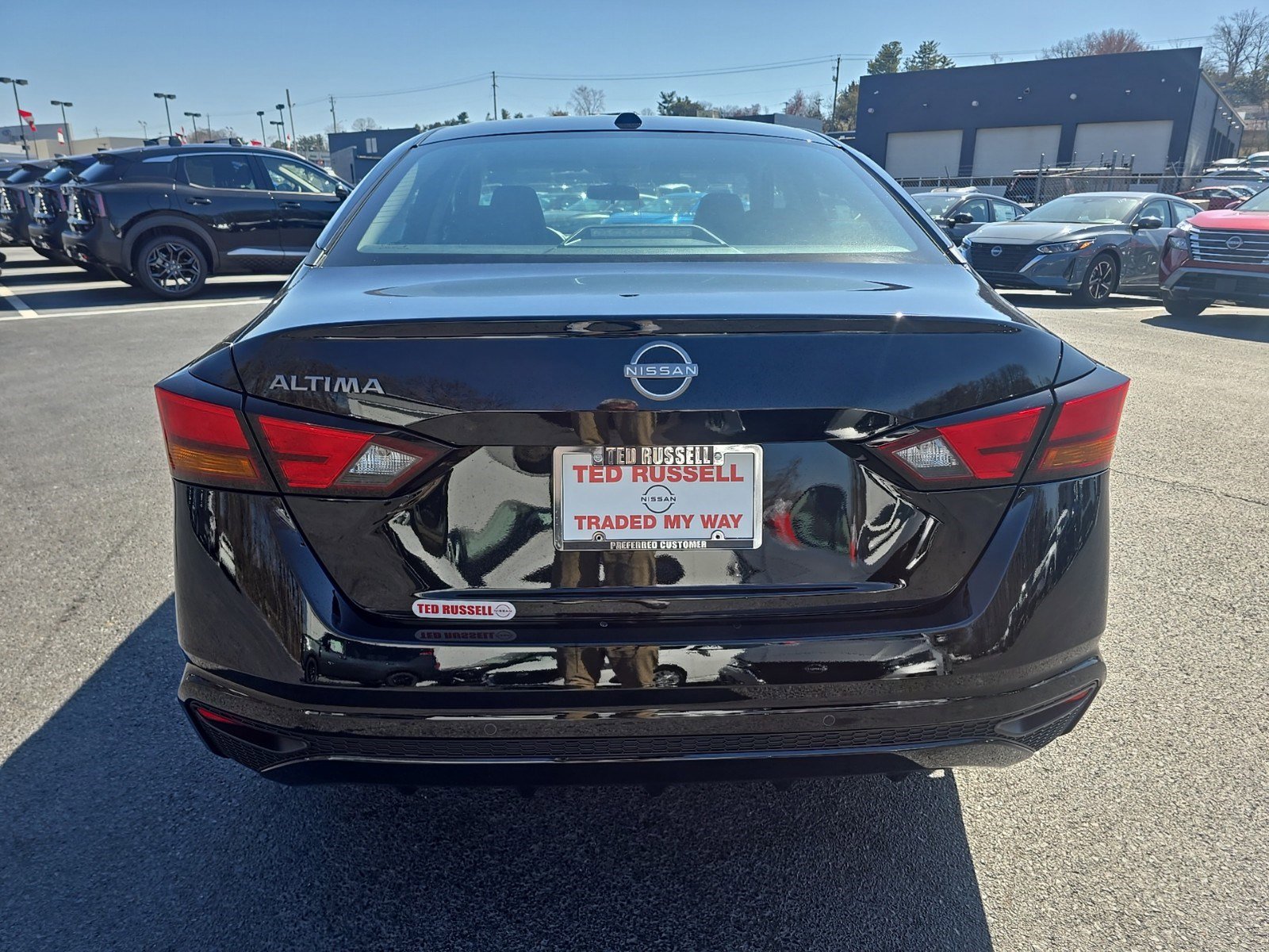 2025 Nissan Altima S photo 4