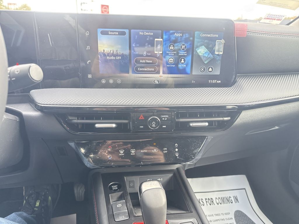 New 2026 Nissan Kicks SR SUV