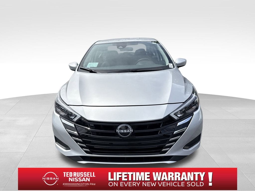 New 2025 Nissan Versa 1.6 SV Sedan