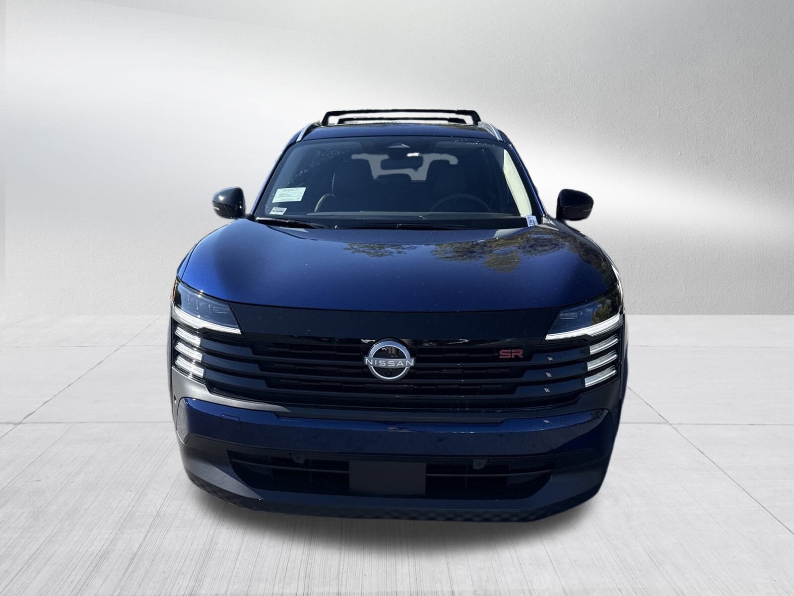 2026 Nissan Kicks SR photo 2