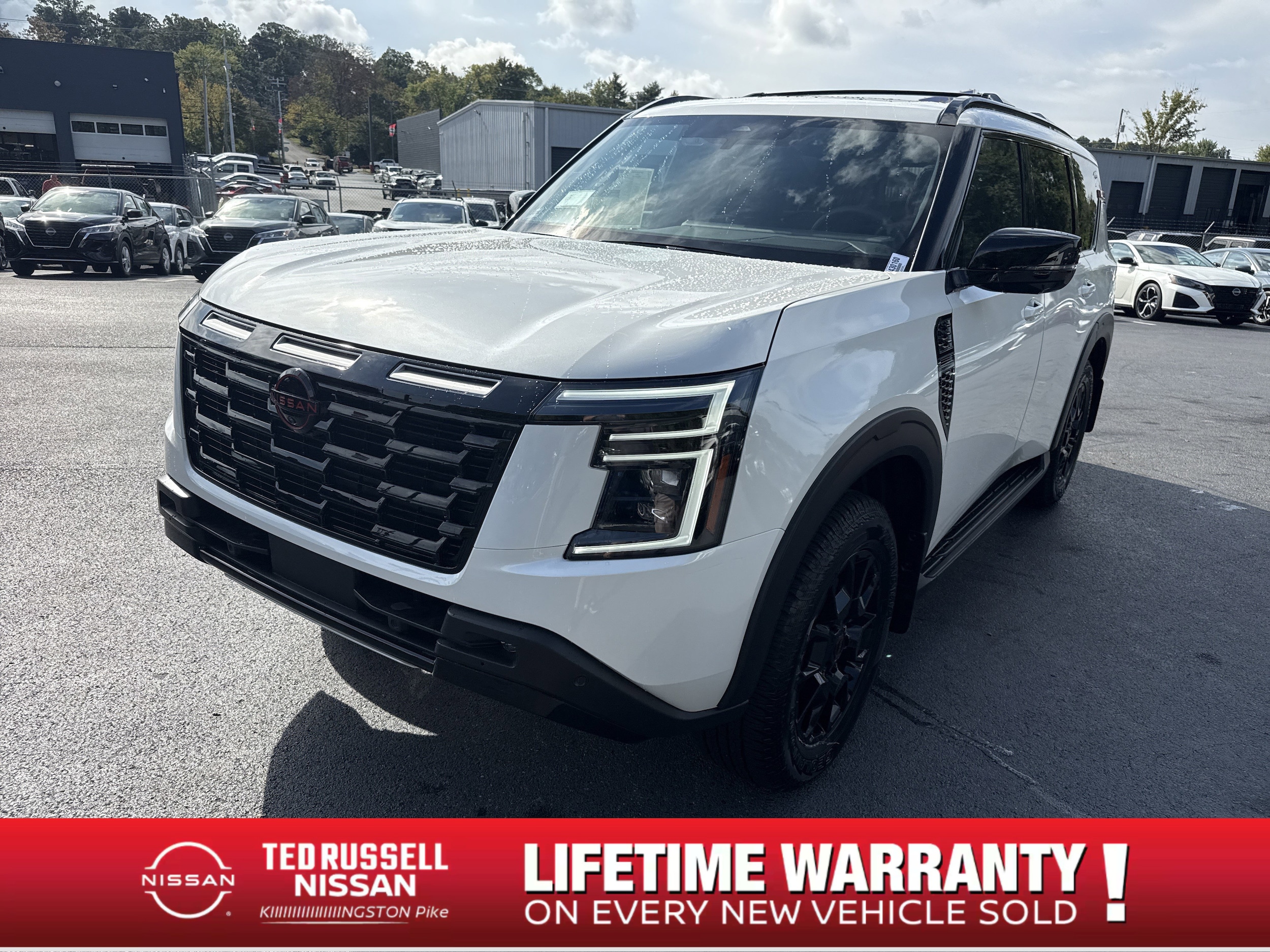 2026 Nissan Armada PRO-4X's photo