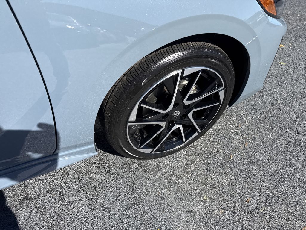 2025 Nissan Sentra SR - Photo 22