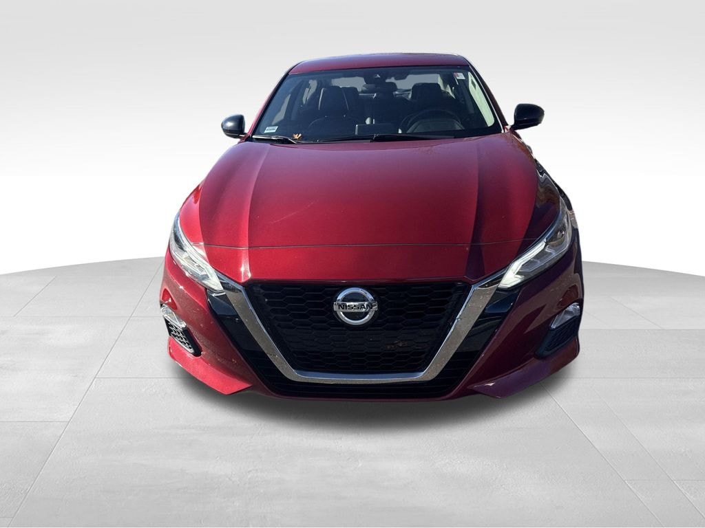 Used 2020 Nissan Altima 2.5 SR Sedan