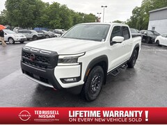 2025 Nissan Frontier PRO-X Truck