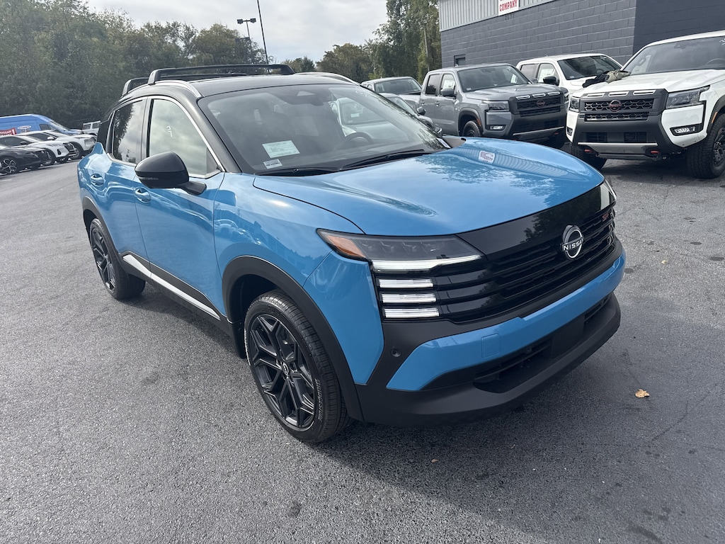 New 2026 Nissan Kicks SR SUV