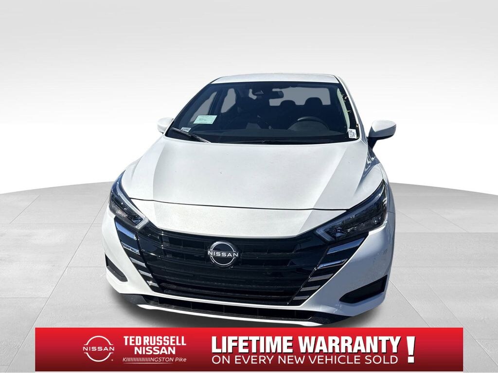 New 2025 Nissan Versa 1.6 SV Sedan