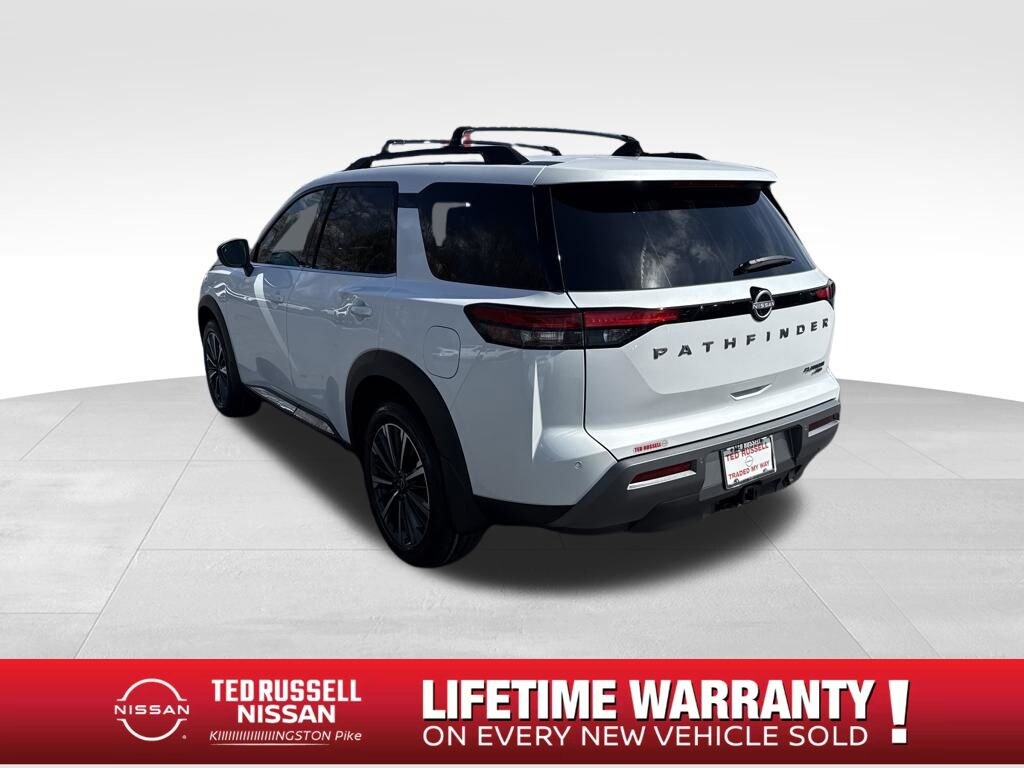New 2026 Nissan Pathfinder Platinum SUV