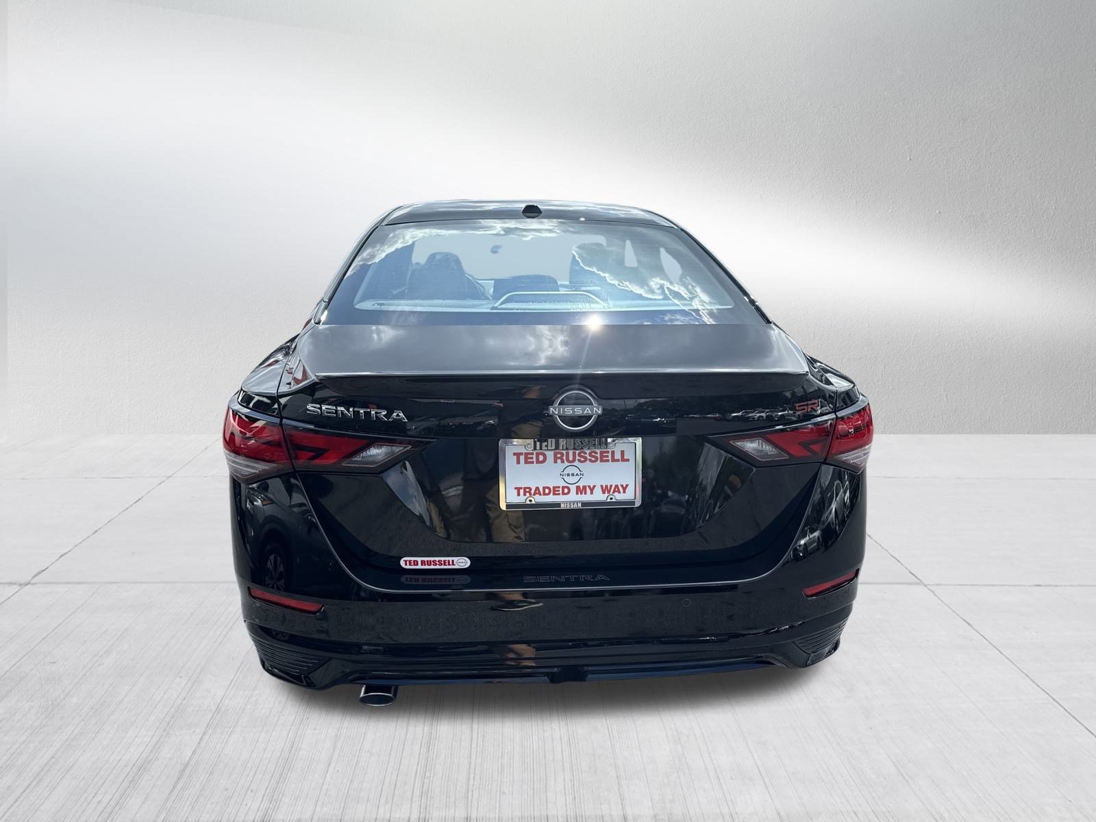 2025 Nissan Sentra SR photo 4
