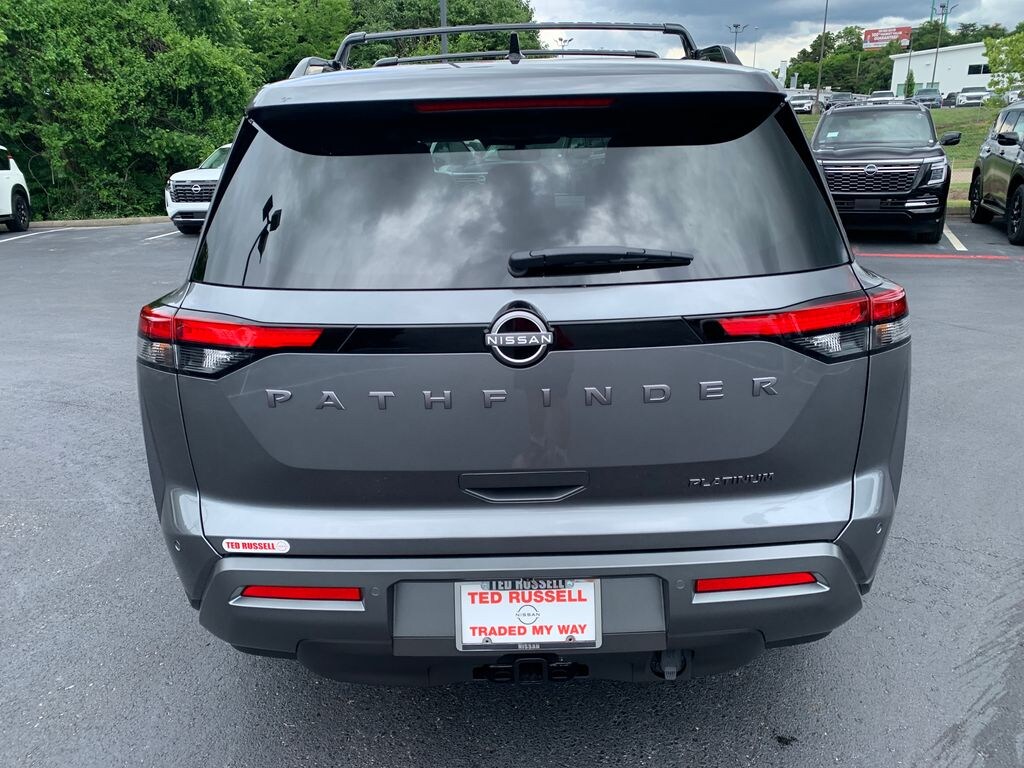 New 2026 Nissan Pathfinder Platinum SUV