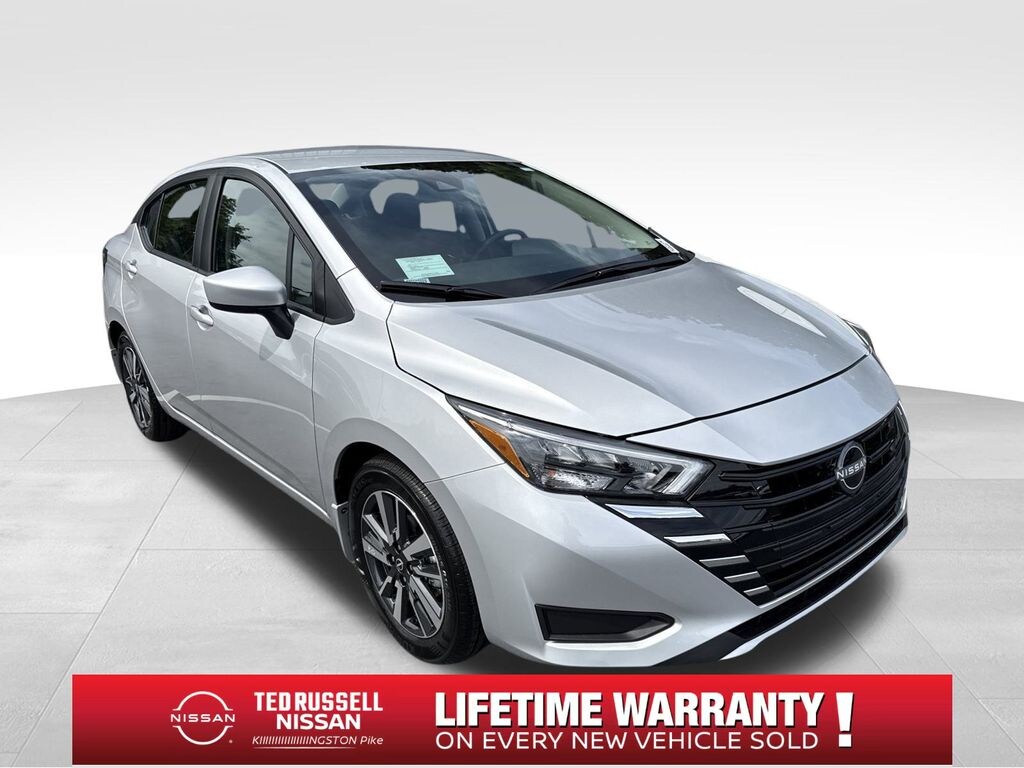 New 2025 Nissan Versa 1.6 SV Sedan