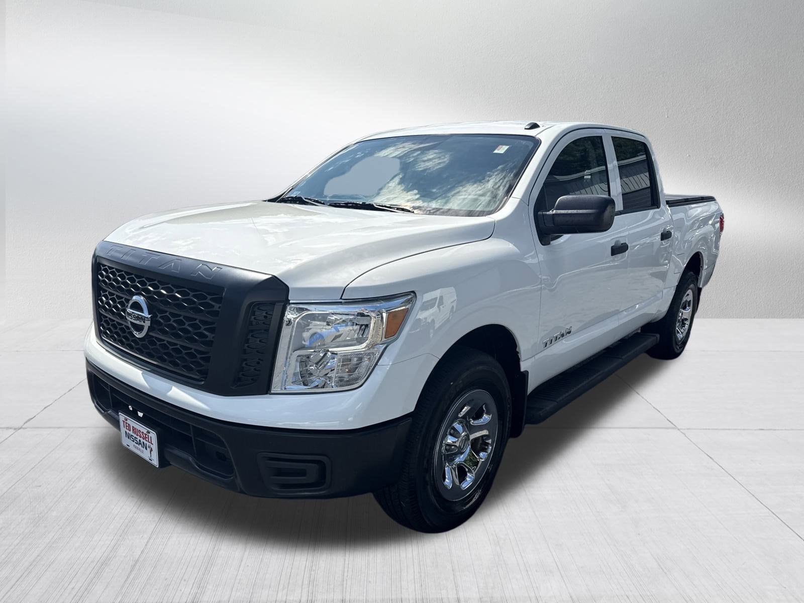 2019 Nissan Titan Truck Crew Cab 