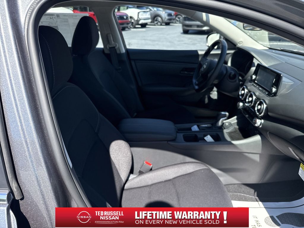 2025 Nissan Sentra S - Photo 17