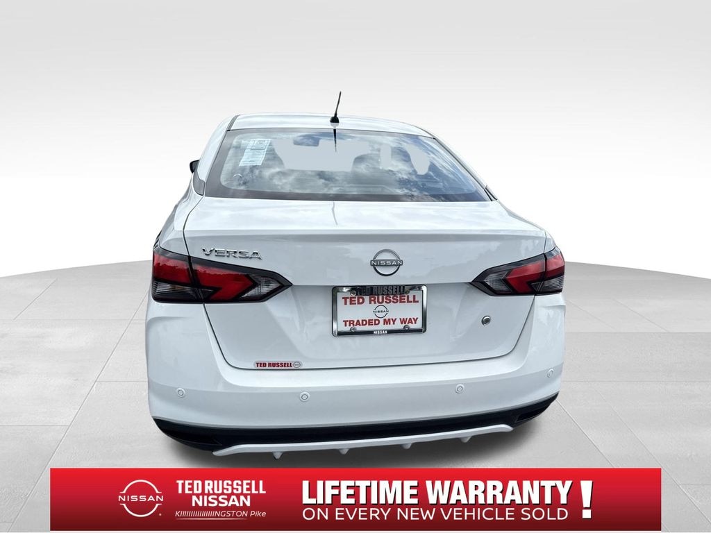 New 2025 Nissan Versa 1.6 S Sedan