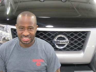 Staff member Demetrius Mitchell from ID_58829ed47af7