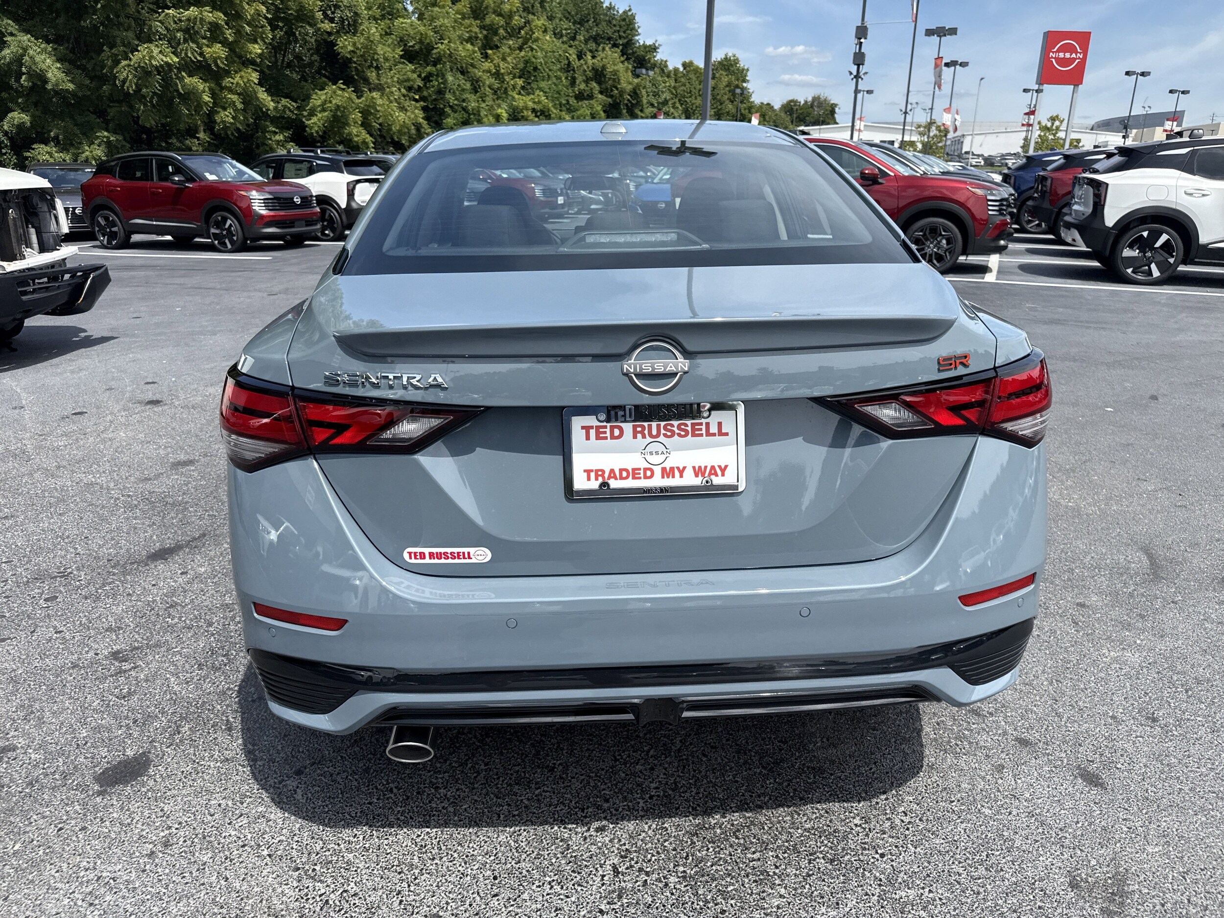 2025 Nissan Sentra SR photo 4