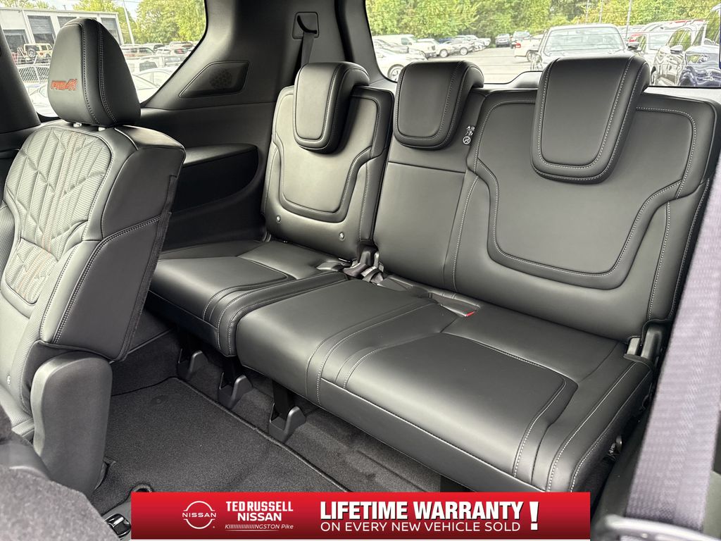 2026 Nissan Armada PRO-4X - Photo 31
