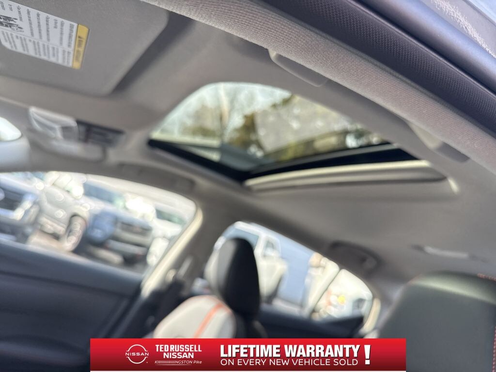 New 2025 Nissan Sentra SR Sedan