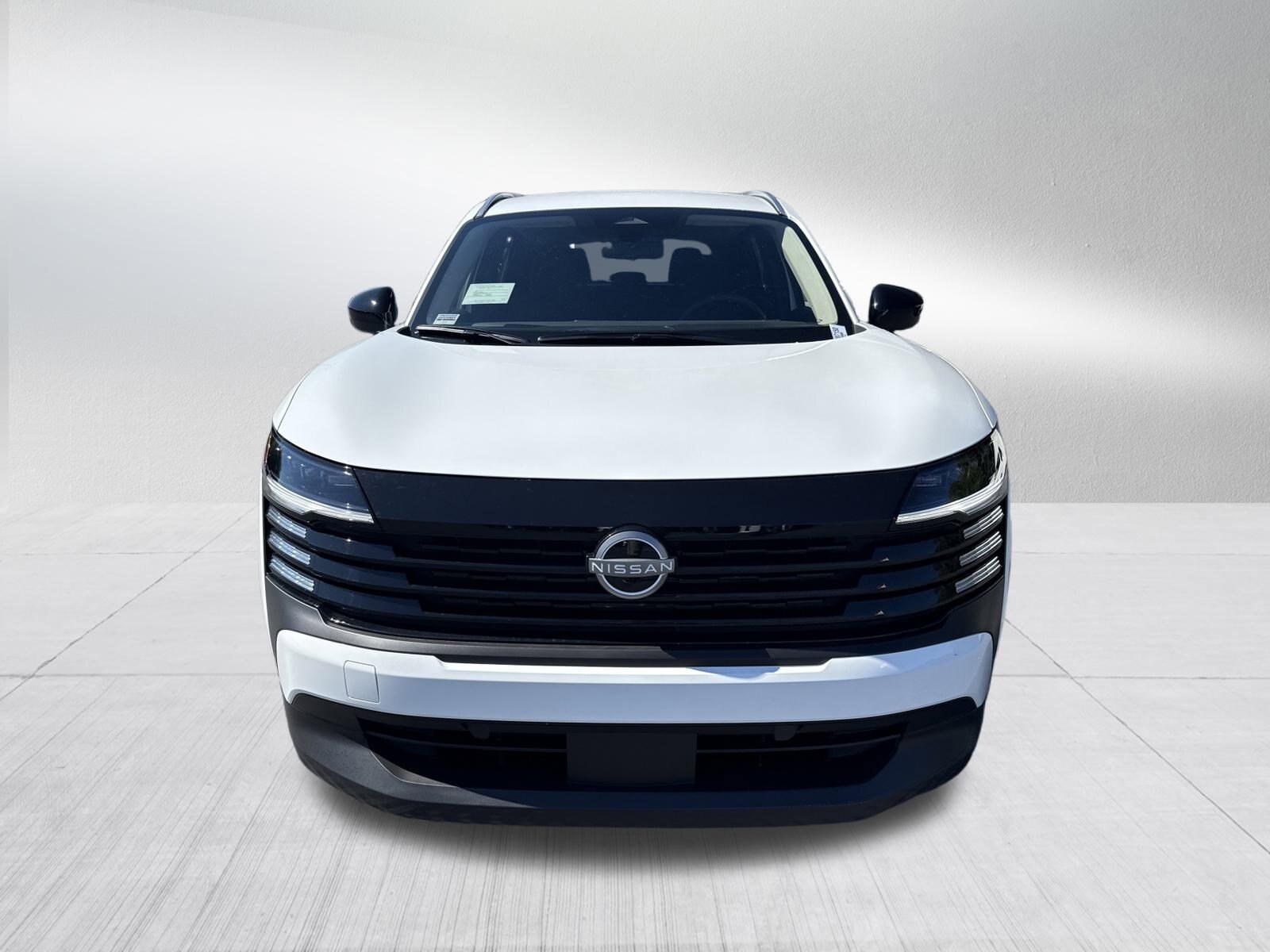 2026 Nissan Kicks SV photo 2