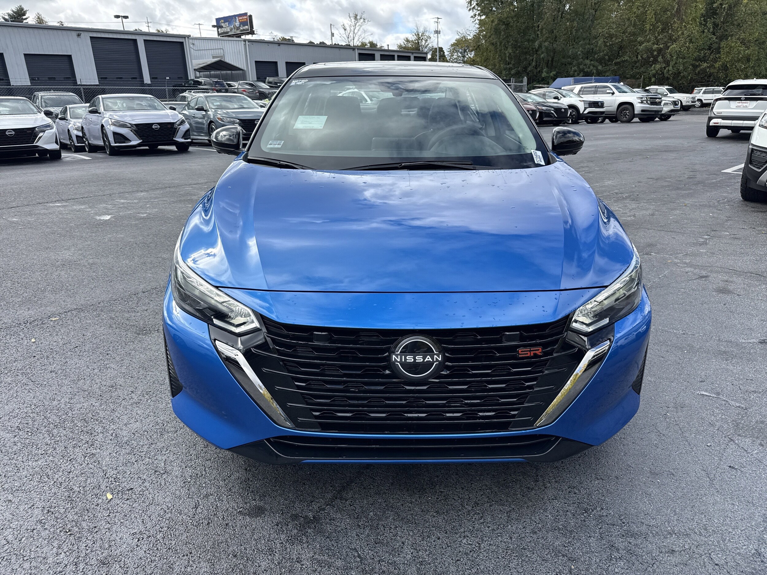 2025 Nissan Sentra SR photo 2