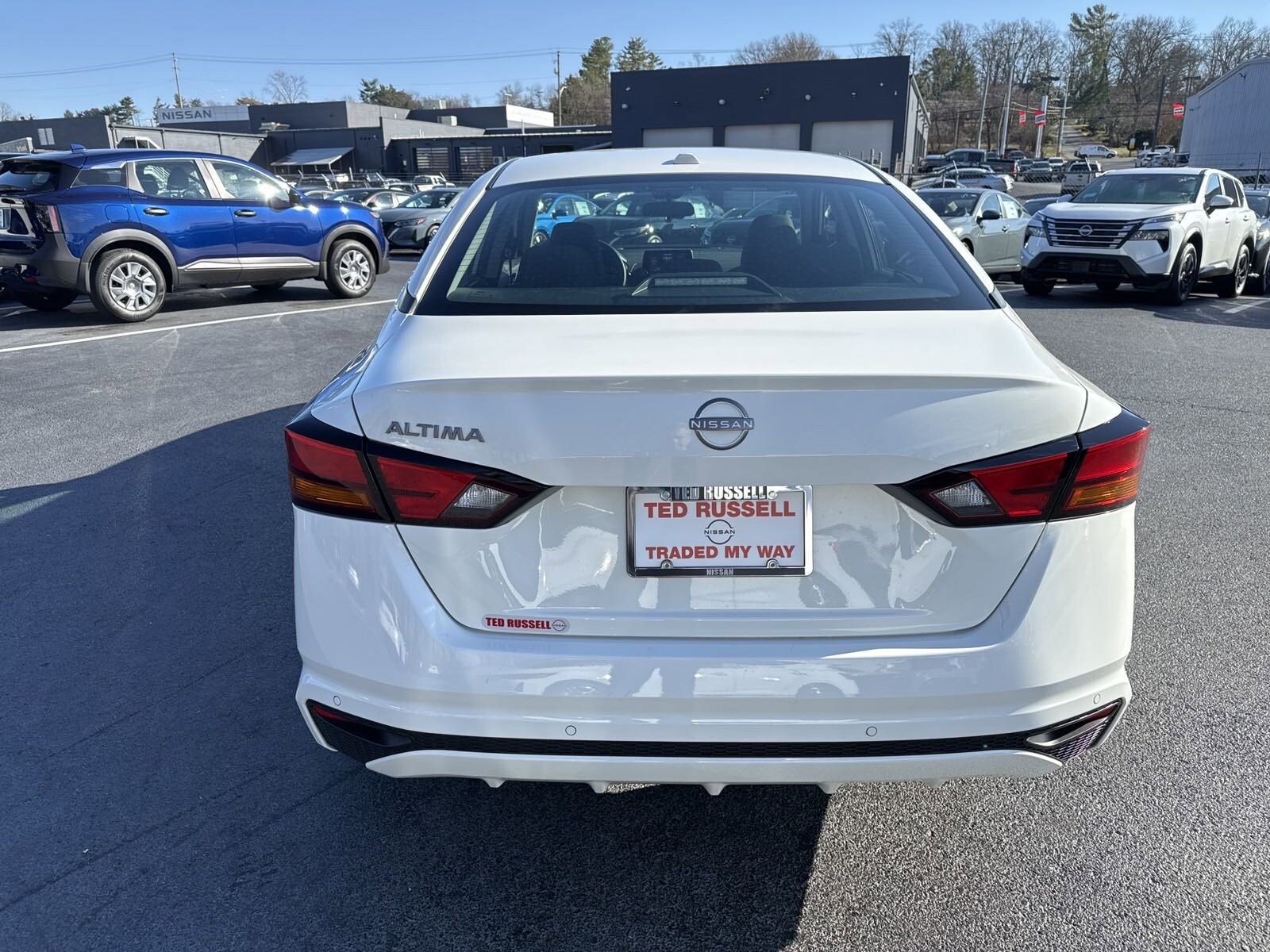 2025 Nissan Altima S photo 4