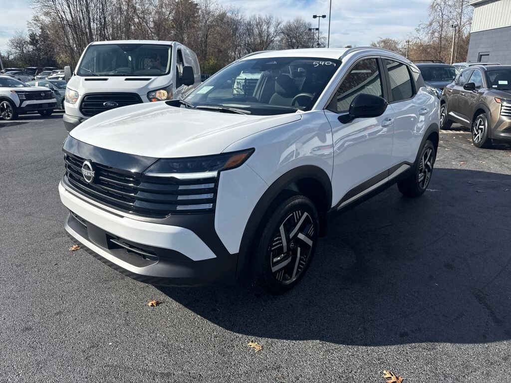 New 2026 Nissan Kicks SV SUV