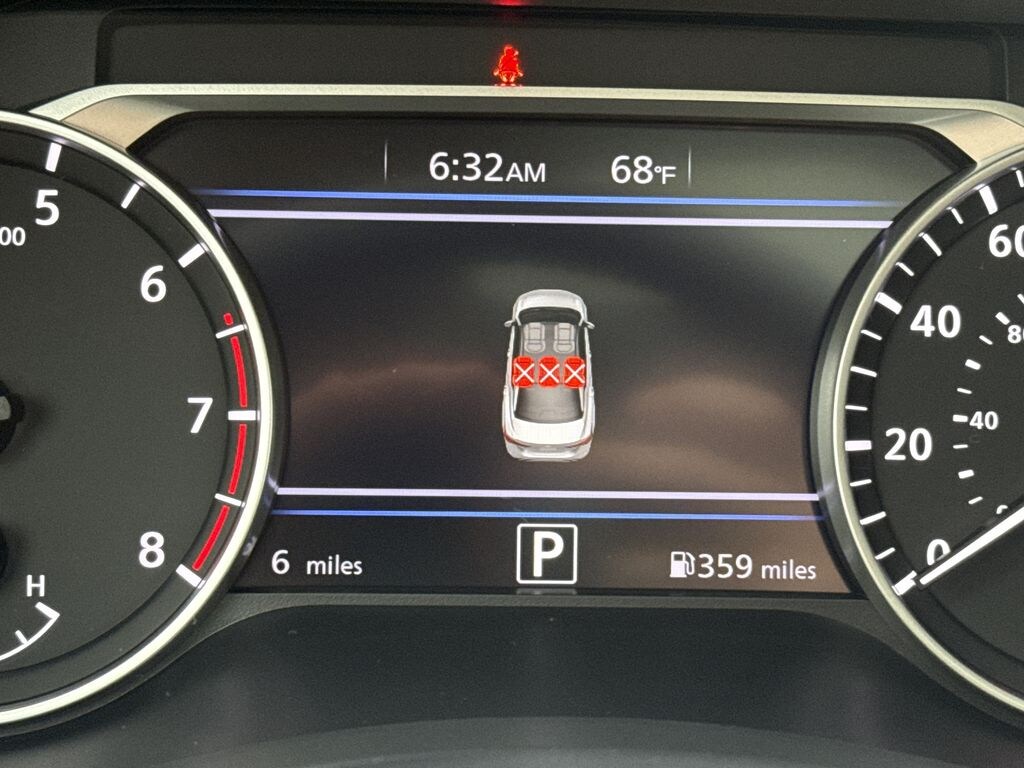 New 2025 Nissan Sentra SR Sedan