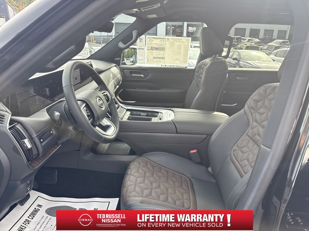 2026 Nissan Armada Platinum - Photo 15