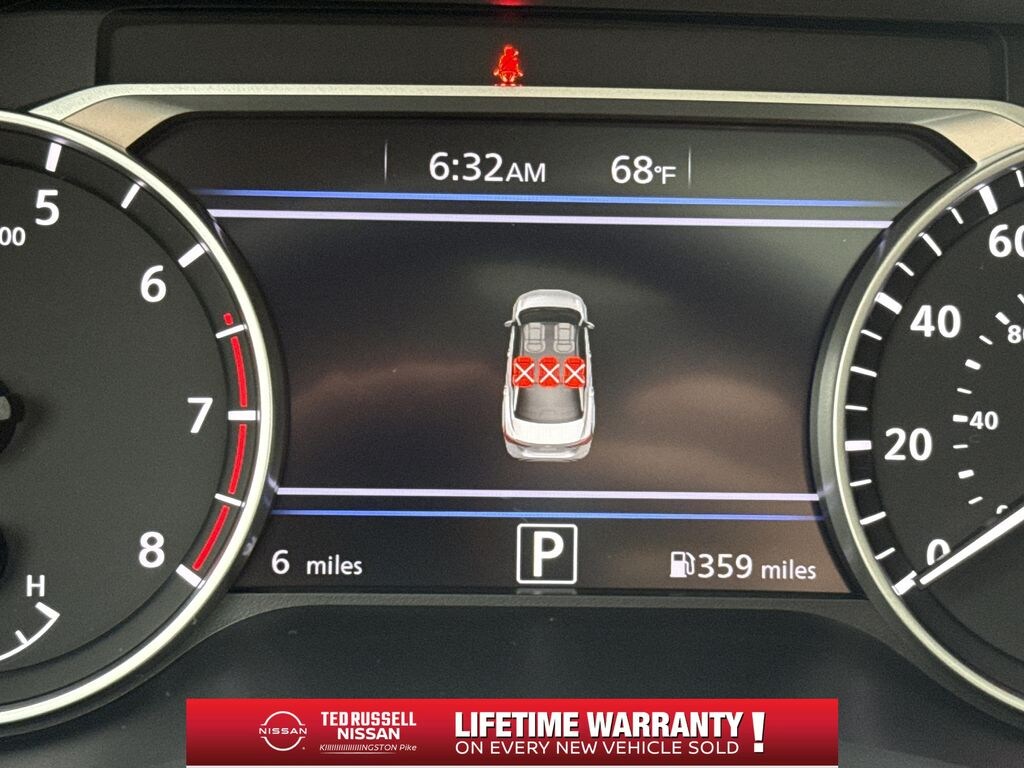 New 2025 Nissan Sentra SR Sedan