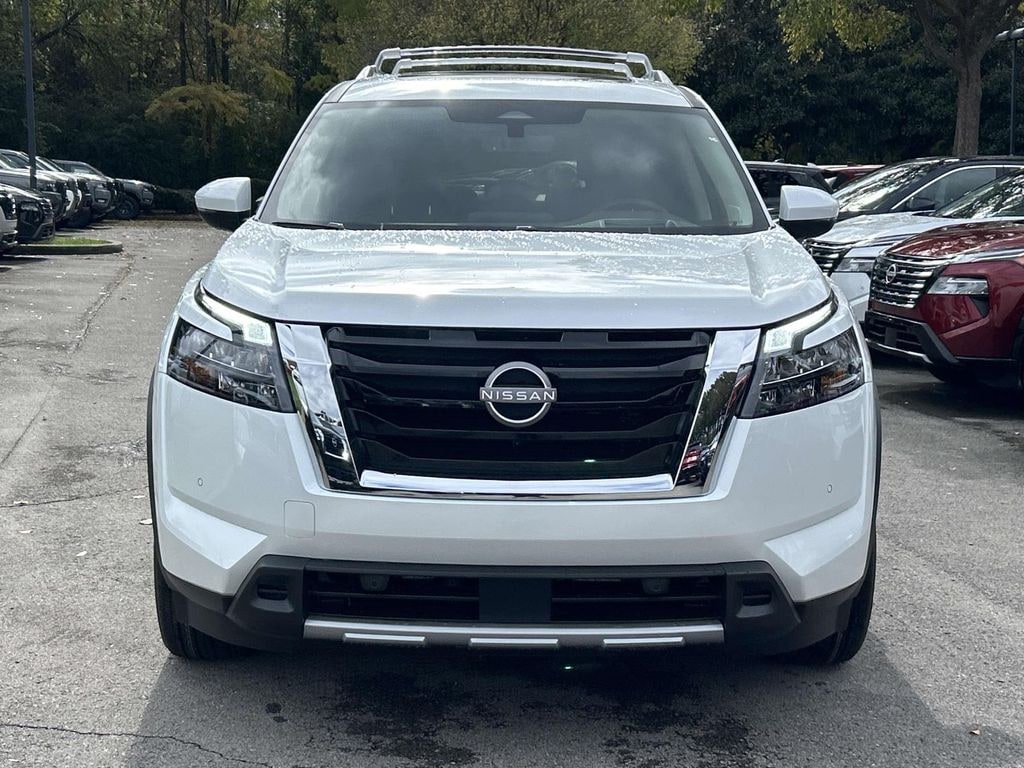 New 2025 Nissan Pathfinder Platinum SUV